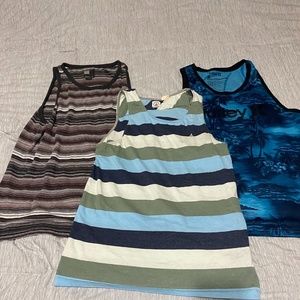 Hurley Men’s tank set size medium Bundle